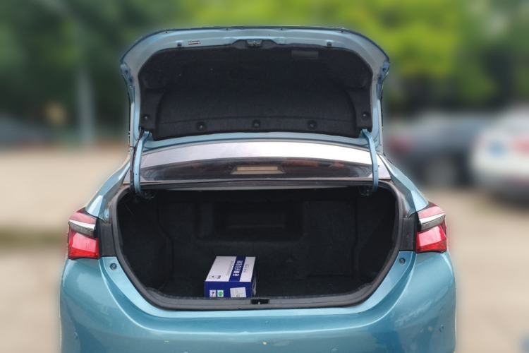 Used Toyota Corolla 2016 Dual-Engine 1.8L E-CVT Elite Edition Trunk