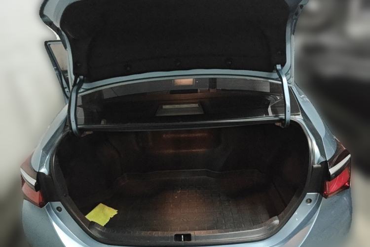 Used Toyota Corolla 2016 Dual-Engine 1.8L E-CVT Elite Edition Trunk