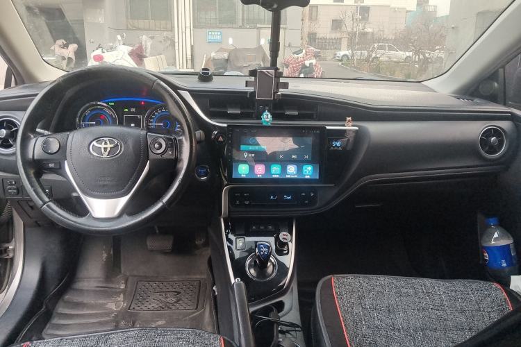 Used Toyota Corolla 2016 Dual-Engine 1.8L E-CVT Elite Edition Center Console