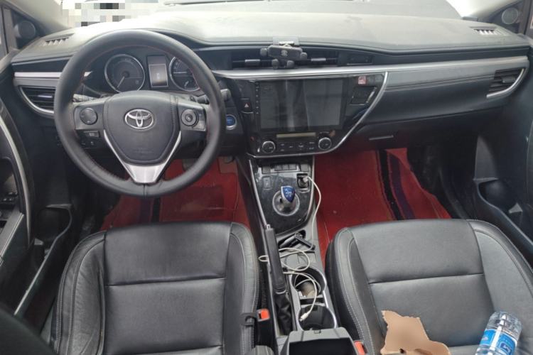 Used Toyota Corolla 2016 Dual-Engine 1.8L E-CVT Elite Edition Center Console