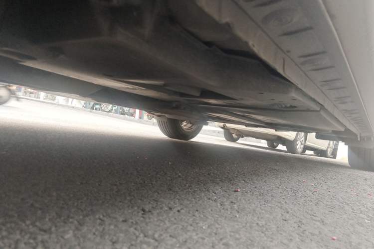 Used Toyota Corolla 2016 Dual-Engine 1.8L E-CVT Elite Edition Chassis Front Left