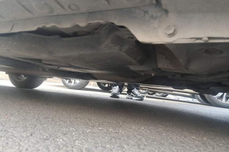 Used Toyota Corolla 2016 Dual-Engine 1.8L E-CVT Elite Edition Chassis Front Right