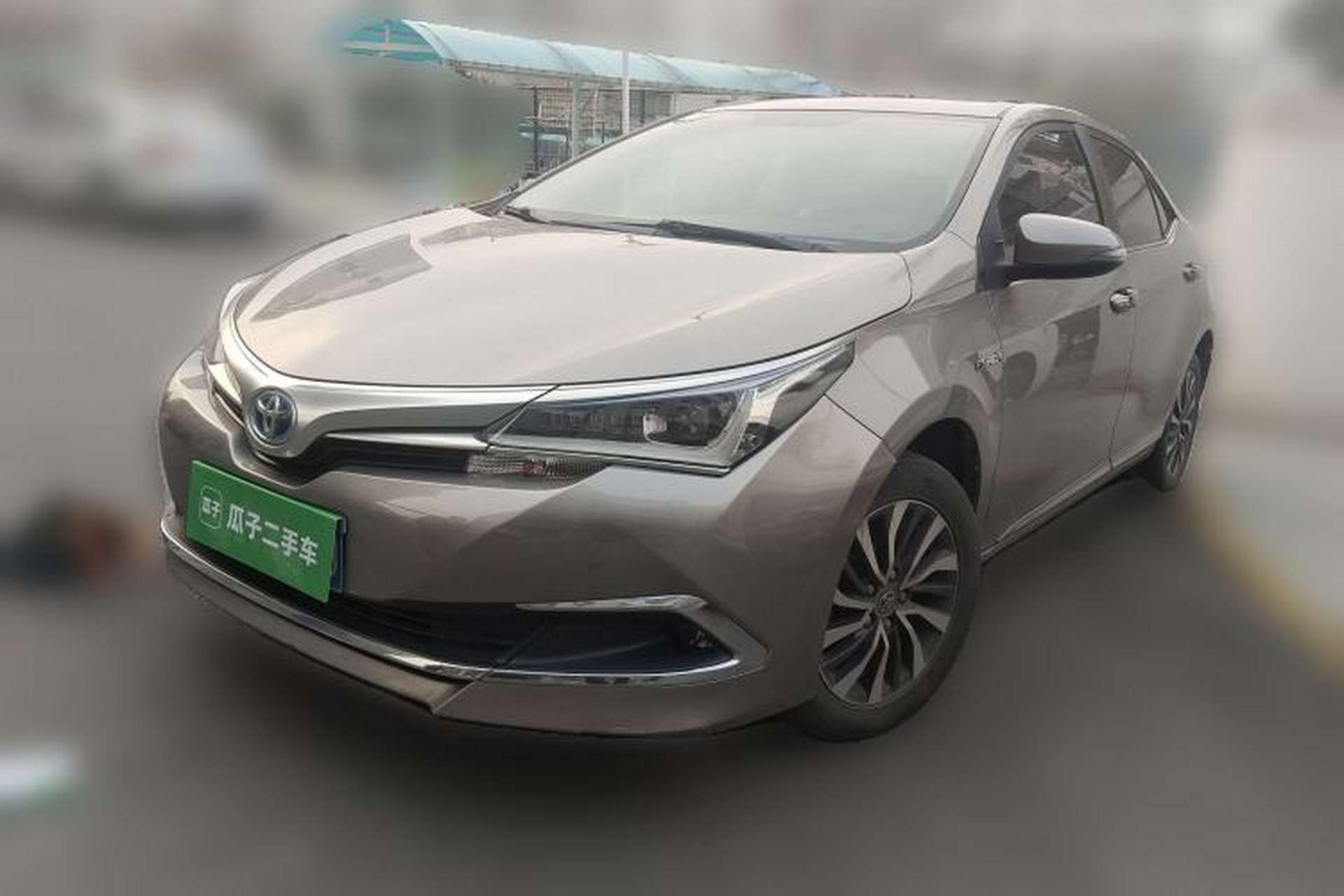 Used Toyota Corolla 2016 Dual-Engine 1.8L E-CVT Elite Edition Front Left 45 Deg
