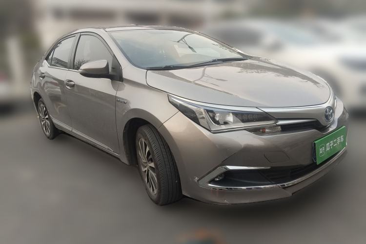 Used Toyota Corolla 2016 Dual-Engine 1.8L E-CVT Elite Edition Front Right 45 Deg