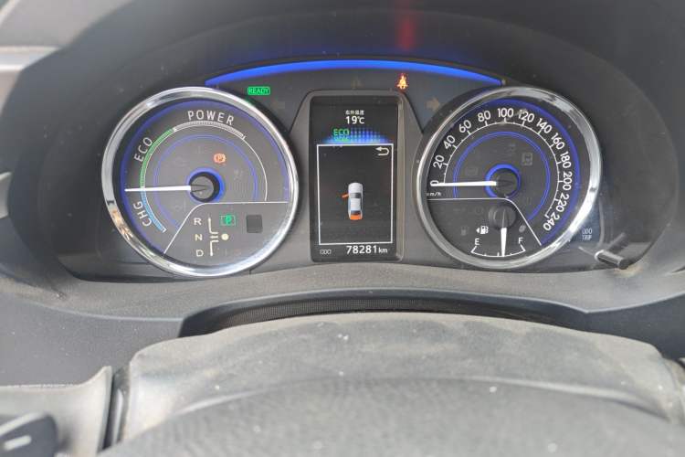 Used Toyota Corolla 2016 Dual-Engine 1.8L E-CVT Elite Edition Instrument Cluster