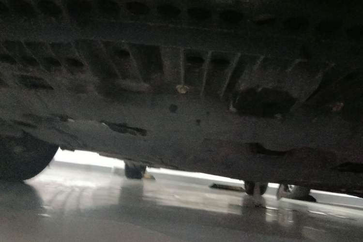 Used Toyota Corolla 2016 Dual-Engine 1.8L E-CVT Elite Edition Chassis Front