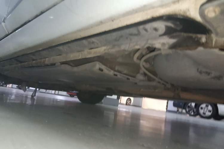 Used Toyota Corolla 2016 Dual-Engine 1.8L E-CVT Elite Edition Chassis Rear Left