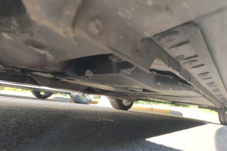 Used Toyota Corolla 2016 Dual-Engine 1.8L E-CVT Elite Edition Chassis Front Left