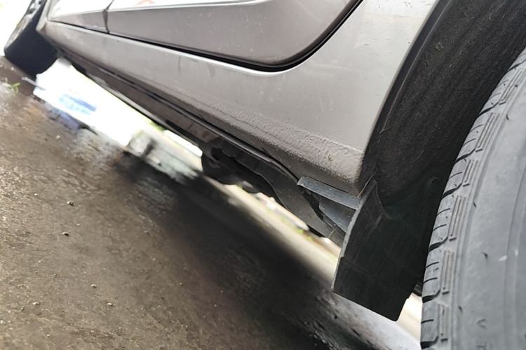 Used Toyota Corolla 2016 Dual-Engine 1.8L E-CVT Leading Edition Chassis Rear Left