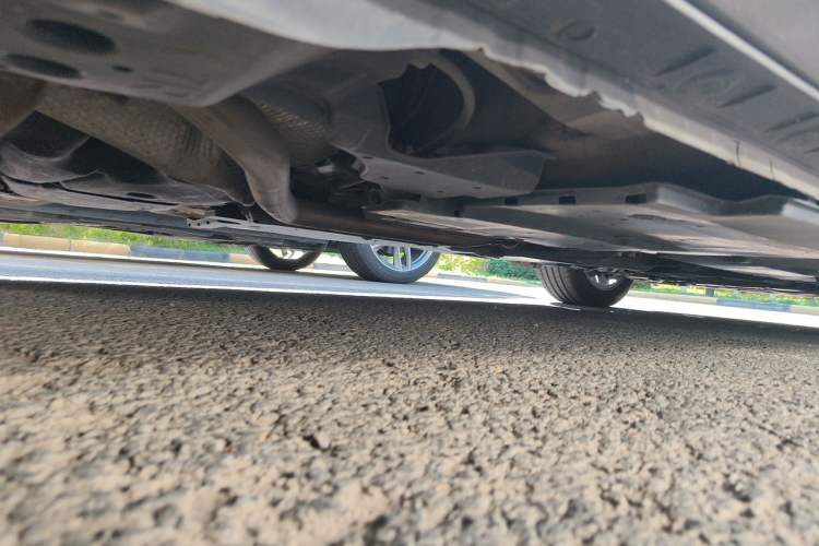 Used Toyota Corolla 2016 Dual-Engine 1.8L E-CVT Elite Edition Chassis Rear Right