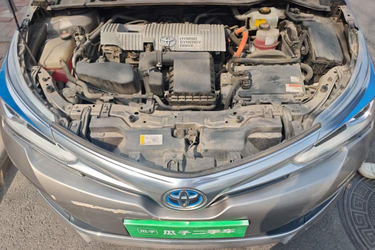 Used Toyota Corolla 2016 Dual-Engine 1.8L E-CVT Elite Edition Engine Bay