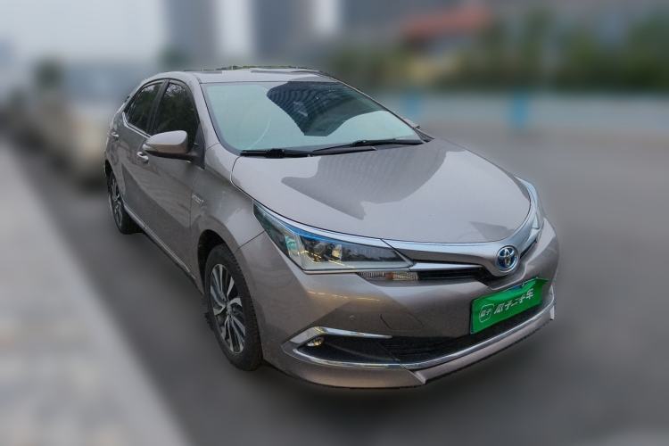 Used Toyota Corolla 2016 Dual-Engine 1.8L E-CVT Elite Edition Front Right 45 Deg
