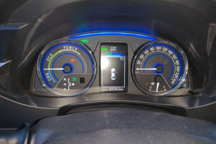 Used Toyota Corolla 2016 Dual-Engine 1.8L E-CVT Elite Edition Instrument Cluster