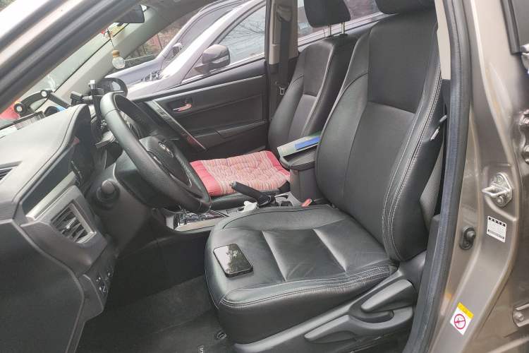 Used Toyota Corolla 2016 1.6L CVT GL-i Cool Edition Left Front Seat