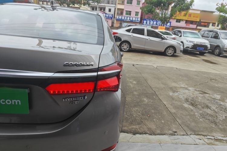 Used Toyota Corolla 2016 Dual-Engine 1.8L E-CVT Elite Edition Right Rear Taillight