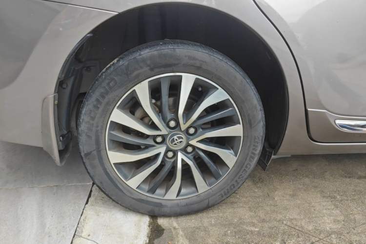 Used Toyota Corolla 2016 Dual-Engine 1.8L E-CVT Elite Edition Right Rear Wheel Hub