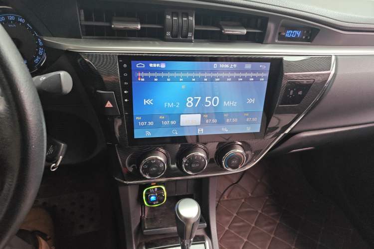 Used Toyota Corolla 2016 1.6L CVT GL-i Cool Edition Audio And AC Panel