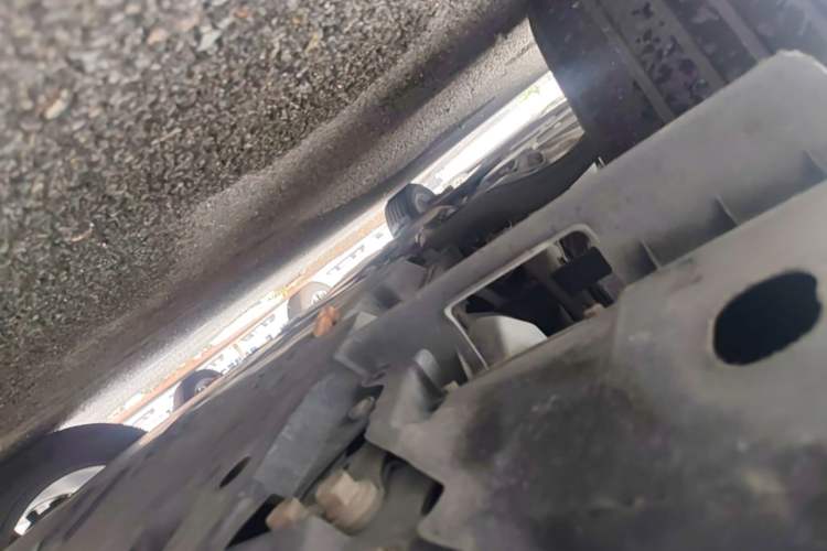 Used Toyota Corolla 2016 Dual-Engine 1.8L E-CVT Leading Edition Chassis Front