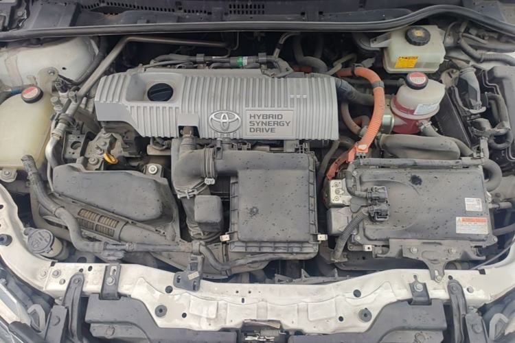 Used Toyota Corolla 2016 Dual-Engine 1.8L E-CVT Leading Edition Engine Bay