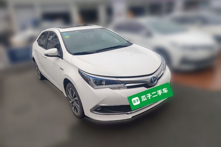 Used Toyota Corolla 2016 Dual-Engine 1.8L E-CVT Leading Edition Front Right 45 Deg