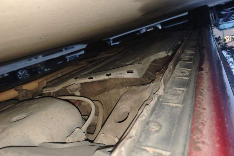 Used Toyota Corolla 2016 Dual-Engine 1.8L E-CVT Elite Edition Chassis Rear Left