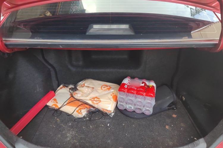 Used Toyota Corolla 2016 Dual-Engine 1.8L E-CVT Elite Edition Trunk