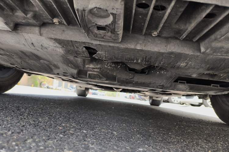 Used Toyota Corolla 2016 Dual-Engine 1.8L E-CVT Elite Edition Chassis Front