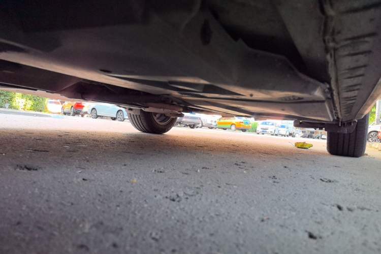 Used Toyota Corolla 2016 Dual-Engine 1.8L E-CVT Elite Edition Chassis Front Left