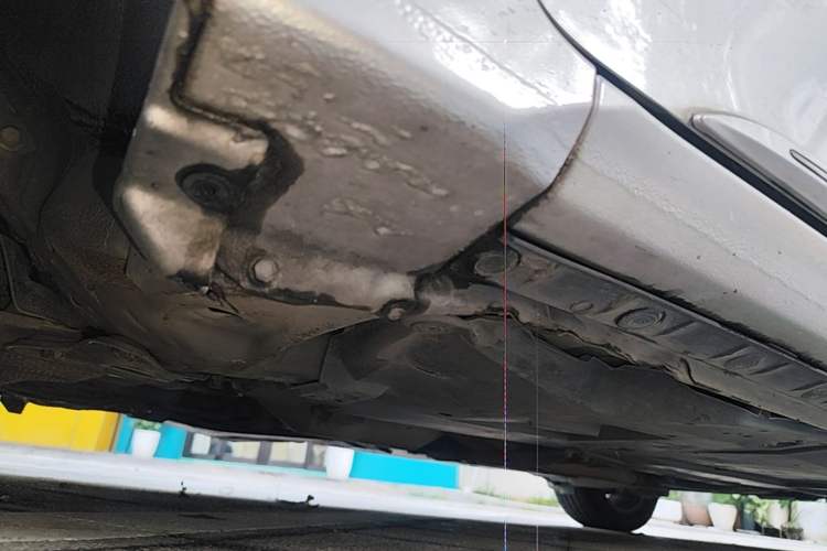 Used Toyota Corolla 2016 Dual-Engine 1.8L E-CVT Elite Edition Chassis Front Left
