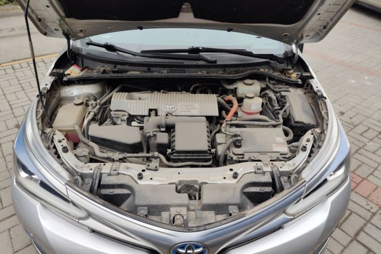 Used Toyota Corolla 2016 Dual-Engine 1.8L E-CVT Elite Edition Engine Bay