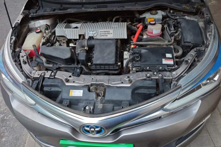 Used Toyota Corolla 2016 Dual-Engine 1.8L E-CVT Elite Edition Engine Bay