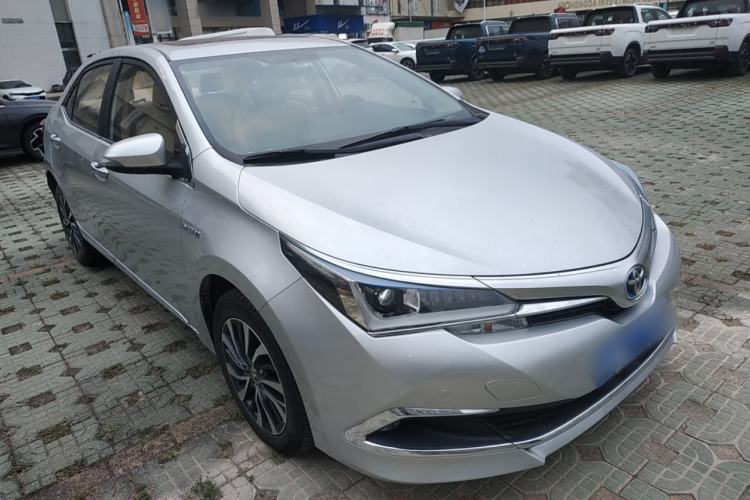 Used Toyota Corolla 2016 Dual-Engine 1.8L E-CVT Elite Edition Front Right 45 Deg