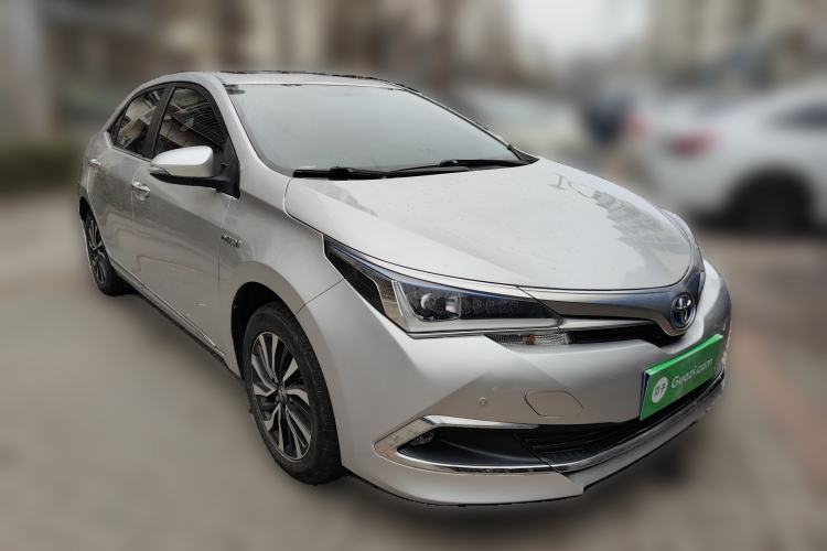 Used Toyota Corolla 2016 Dual-Engine 1.8L E-CVT Elite Edition Front Right 45 Deg
