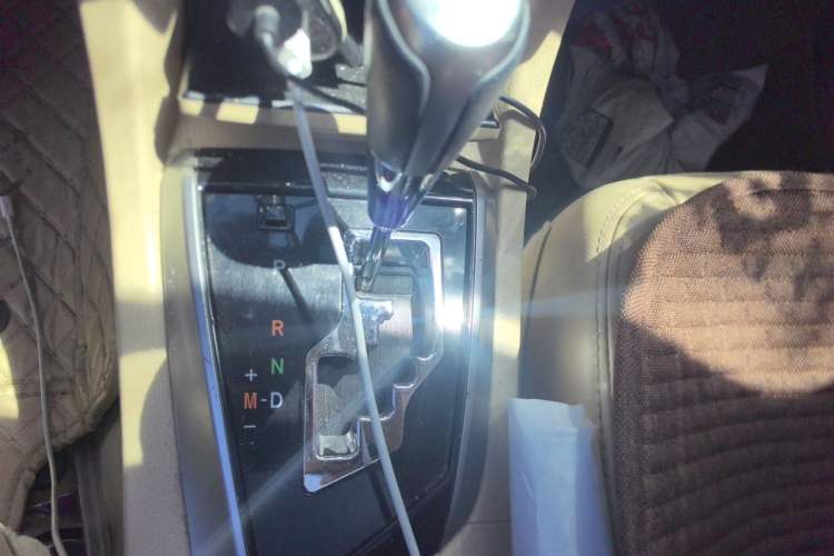 Used Toyota Corolla 2016 1.6L CVT GL-i Cool Edition Gear Lever