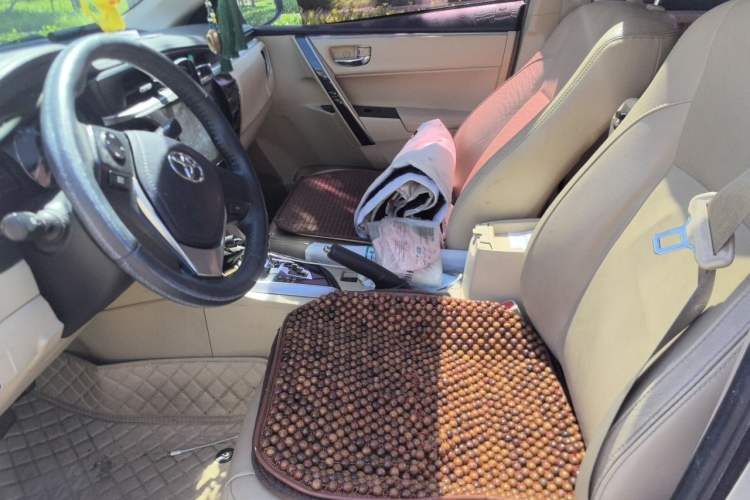 Used Toyota Corolla 2016 1.6L CVT GL-i Cool Edition Left Front Seat