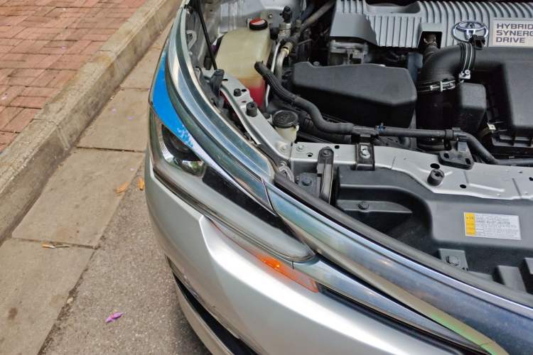 Used Toyota Corolla 2016 Dual-Engine 1.8L E-CVT Elite Edition Right Front Headlight