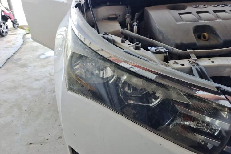 Used Toyota Corolla 2016 1.6L CVT GL-i Cool Edition Right Front Headlight