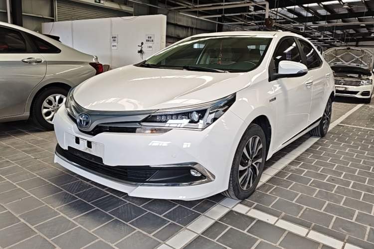 Used Toyota Corolla 2016 Dual-Engine 1.8L E-CVT Elite Edition Guazi used car, China used car export, Used car for sale, Used  cars, Cheapest cars for sale