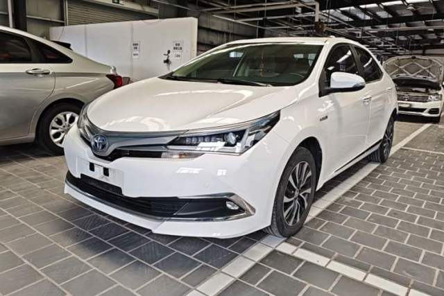 Used Toyota Corolla 2016 Dual-Engine 1.8L E-CVT Elite Edition