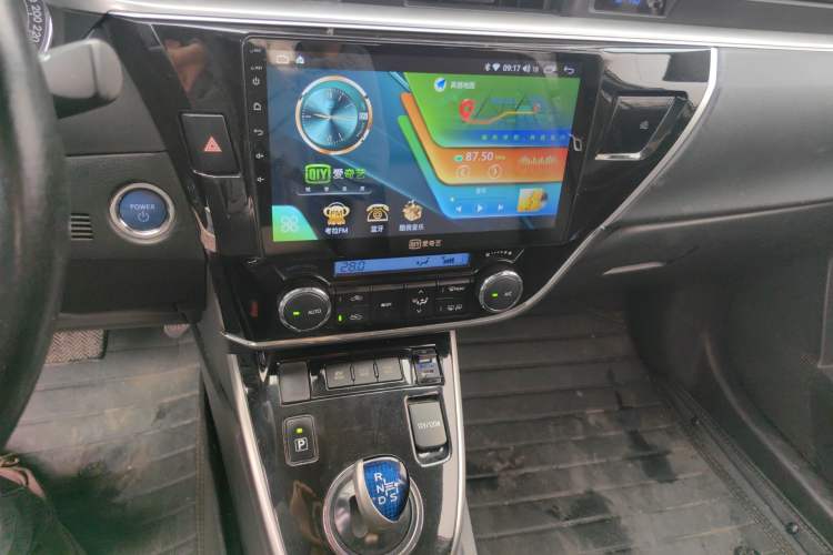 Used Toyota Corolla 2016 Dual-Engine 1.8L E-CVT Leading Edition Audio And AC Panel