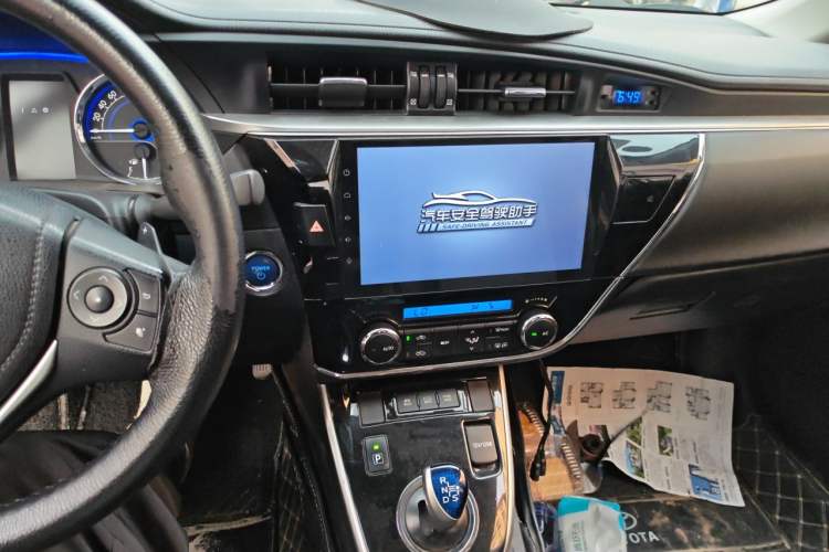 Used Toyota Corolla 2016 Dual-Engine 1.8L E-CVT Pioneer Edition Audio And AC Panel