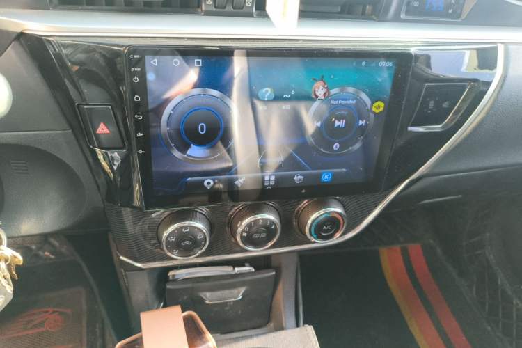 Used Toyota Corolla 2016 1.6L CVT GL-i Cool Edition Audio And AC Panel