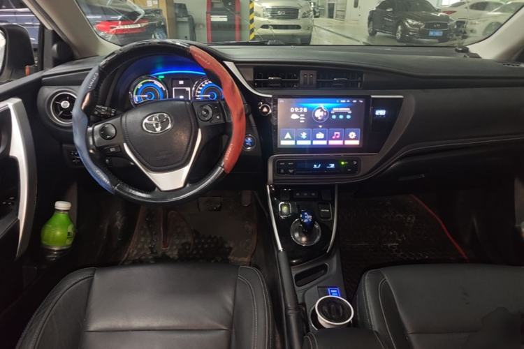 Used Toyota Corolla 2016 Dual-Engine 1.8L E-CVT Elite Edition Center Console