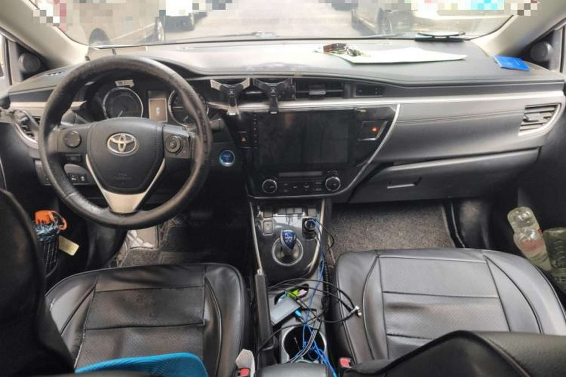 Used Toyota Corolla 2016 Dual-Engine 1.8L E-CVT Elite Edition Center Console