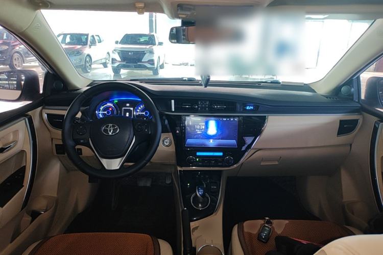 Used Toyota Corolla 2016 Dual-Engine 1.8L E-CVT Elite Edition Center Console