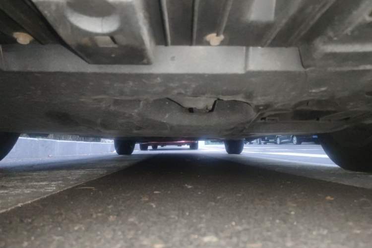 Used Toyota Corolla 2016 Dual-Engine 1.8L E-CVT Pioneer Edition Chassis Front