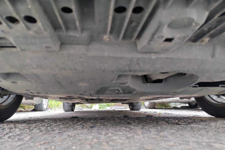 Used Toyota Corolla 2016 Dual-Engine 1.8L E-CVT Leading Edition Chassis Front