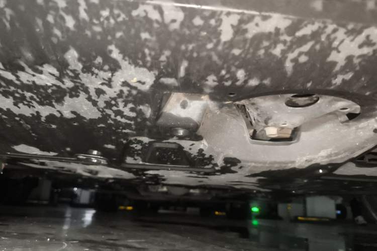Used Toyota Corolla 2016 Dual-Engine 1.8L E-CVT Elite Edition Chassis Front