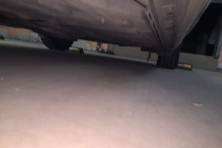 Used Toyota Corolla 2016 Dual-Engine 1.8L E-CVT Elite Edition Chassis Front Left