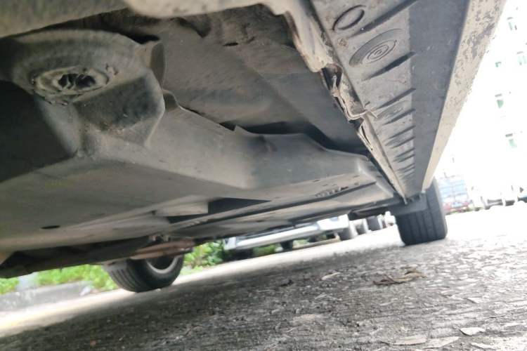 Used Toyota Corolla 2016 Dual-Engine 1.8L E-CVT Elite Edition Chassis Front Left